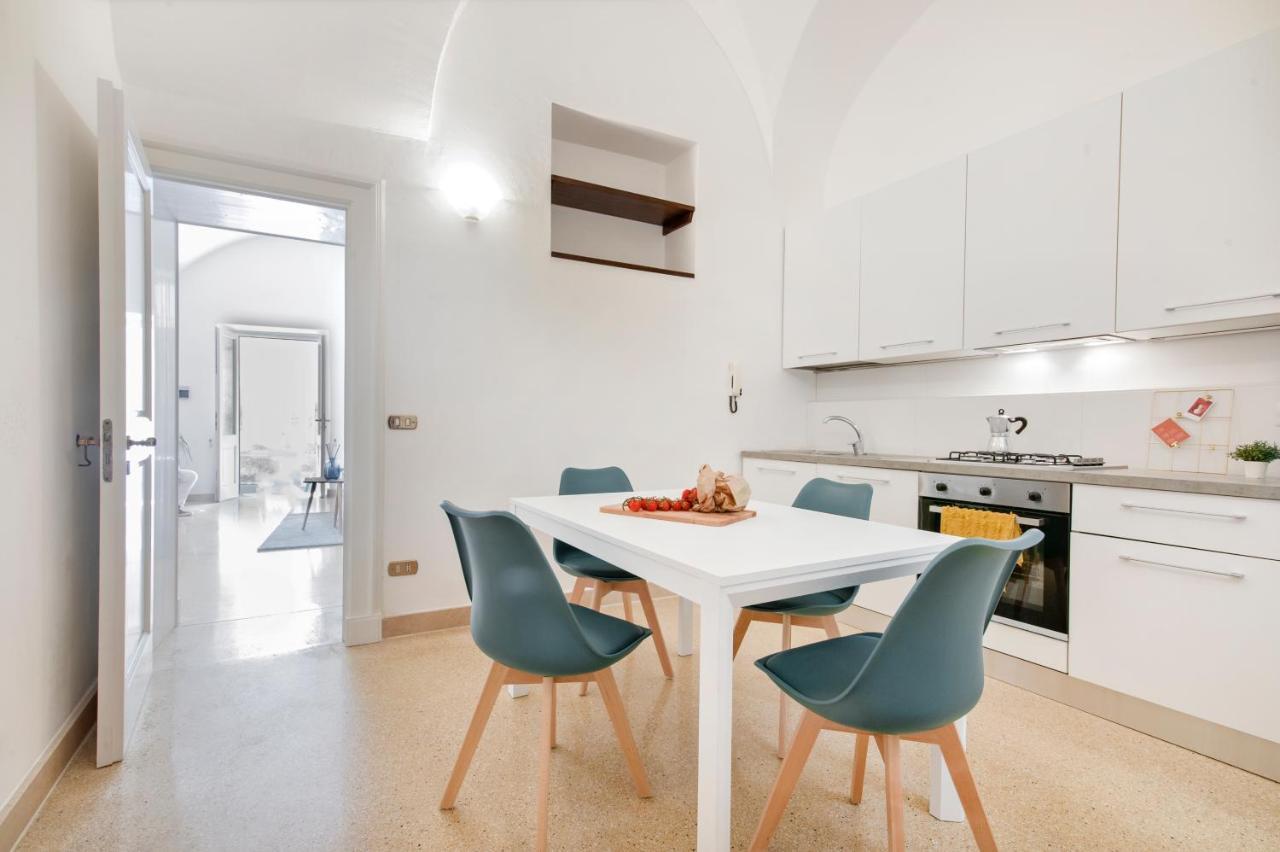 Blue Loft - Old Town Apartment Sit Lecce Ngoại thất bức ảnh