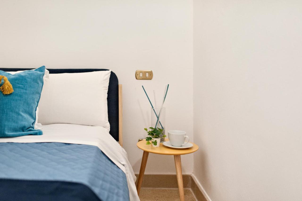 Blue Loft - Old Town Apartment Sit Lecce Ngoại thất bức ảnh